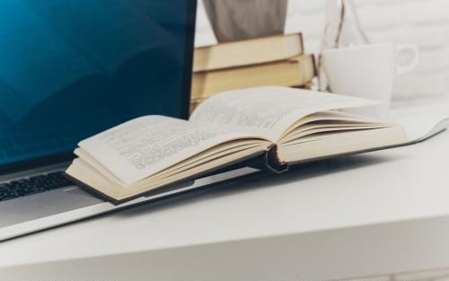 湖北成人高考题海战术复习吗？